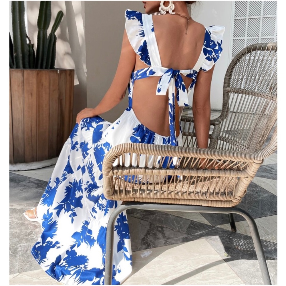 Boho Floral Print Open Back Butterfly Sleeve Maxi Dress - Picture 4 of 9